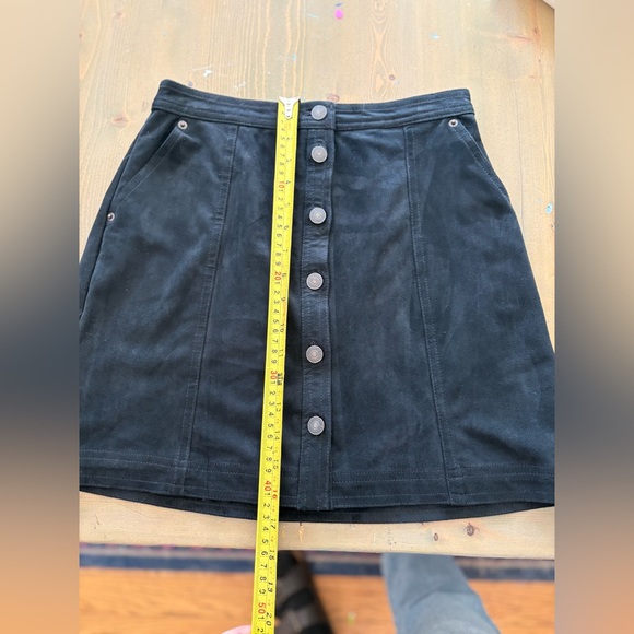 Abercrombie & Fitch Black Button-Front Mini Skirt Size Small - Picture 4 of 7